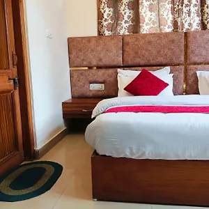 White House By Aston Hills Hotel Shimla