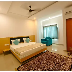 Hotel Heritage And Restaurant, Udaipur